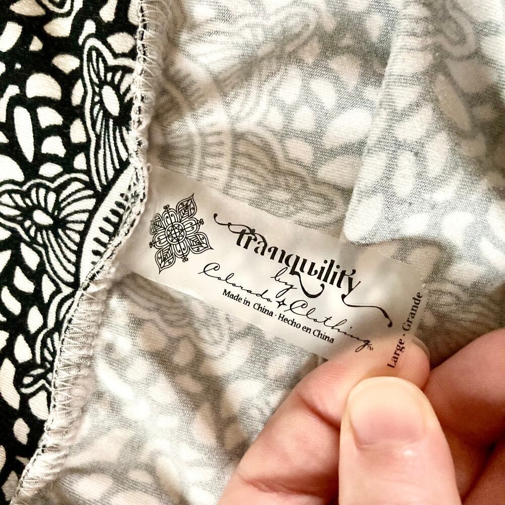 Tranquility Colorado Clothing Women's Large Abstract Print Athleisure Skirt - Picture 7 of 8